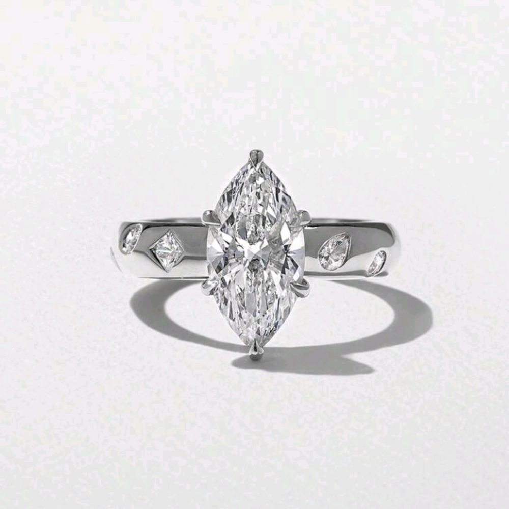 Elegant Silver Diamond Ring